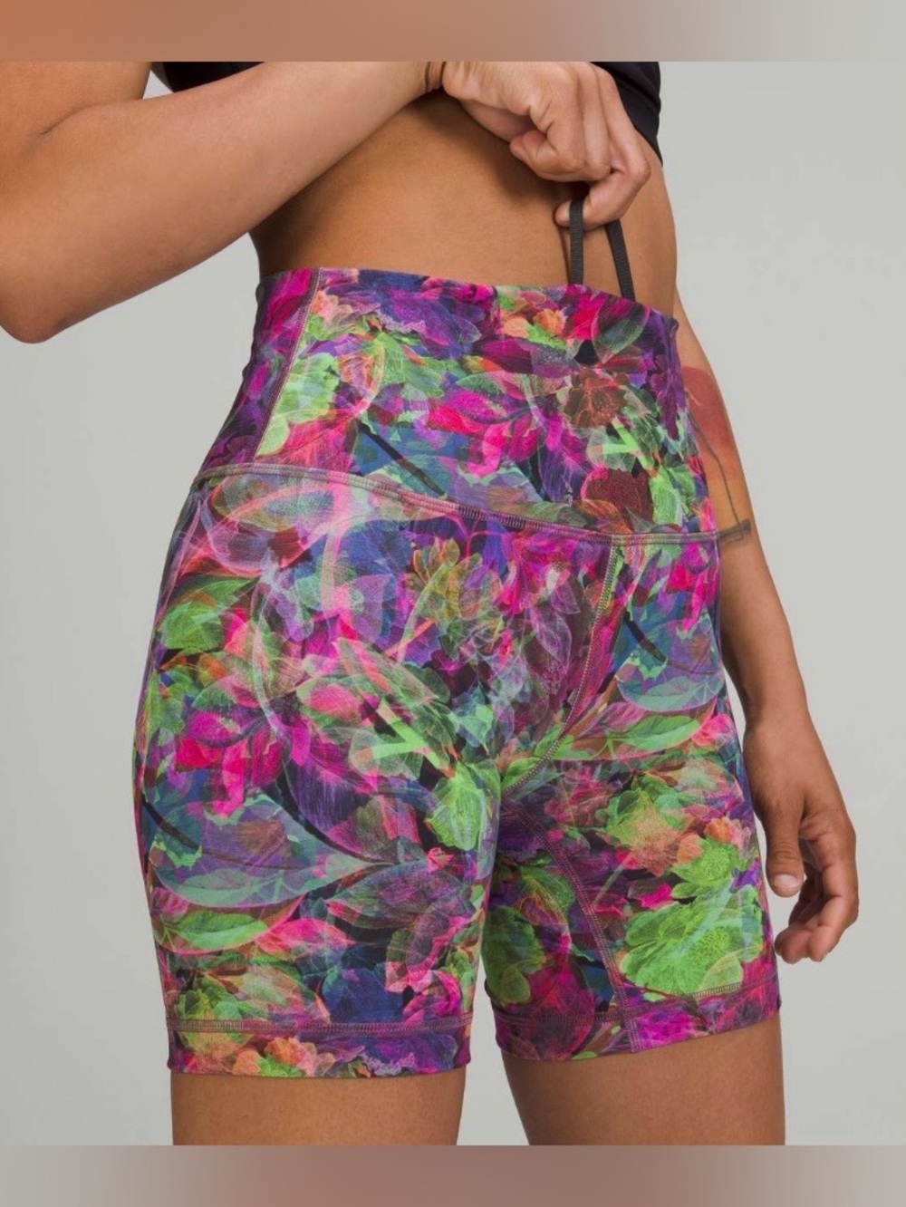 Lululemon Wunder Train High-Rise Short 6